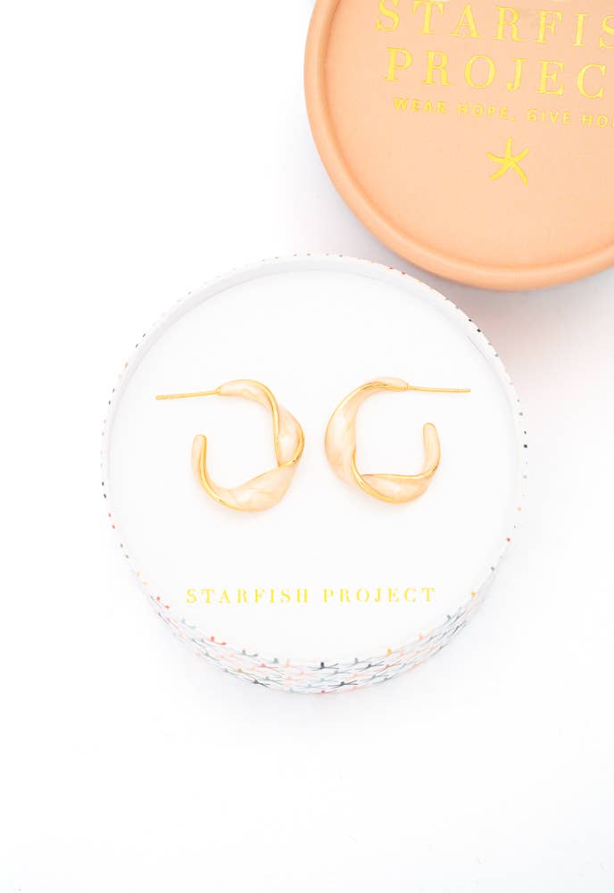 With a Twist Hoop Earrings in Soft Coral