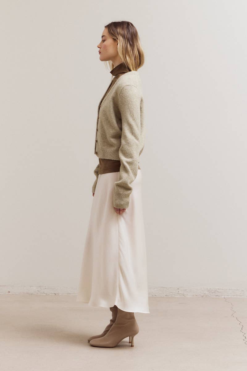 V-NECK SWEATER CARDIGAN