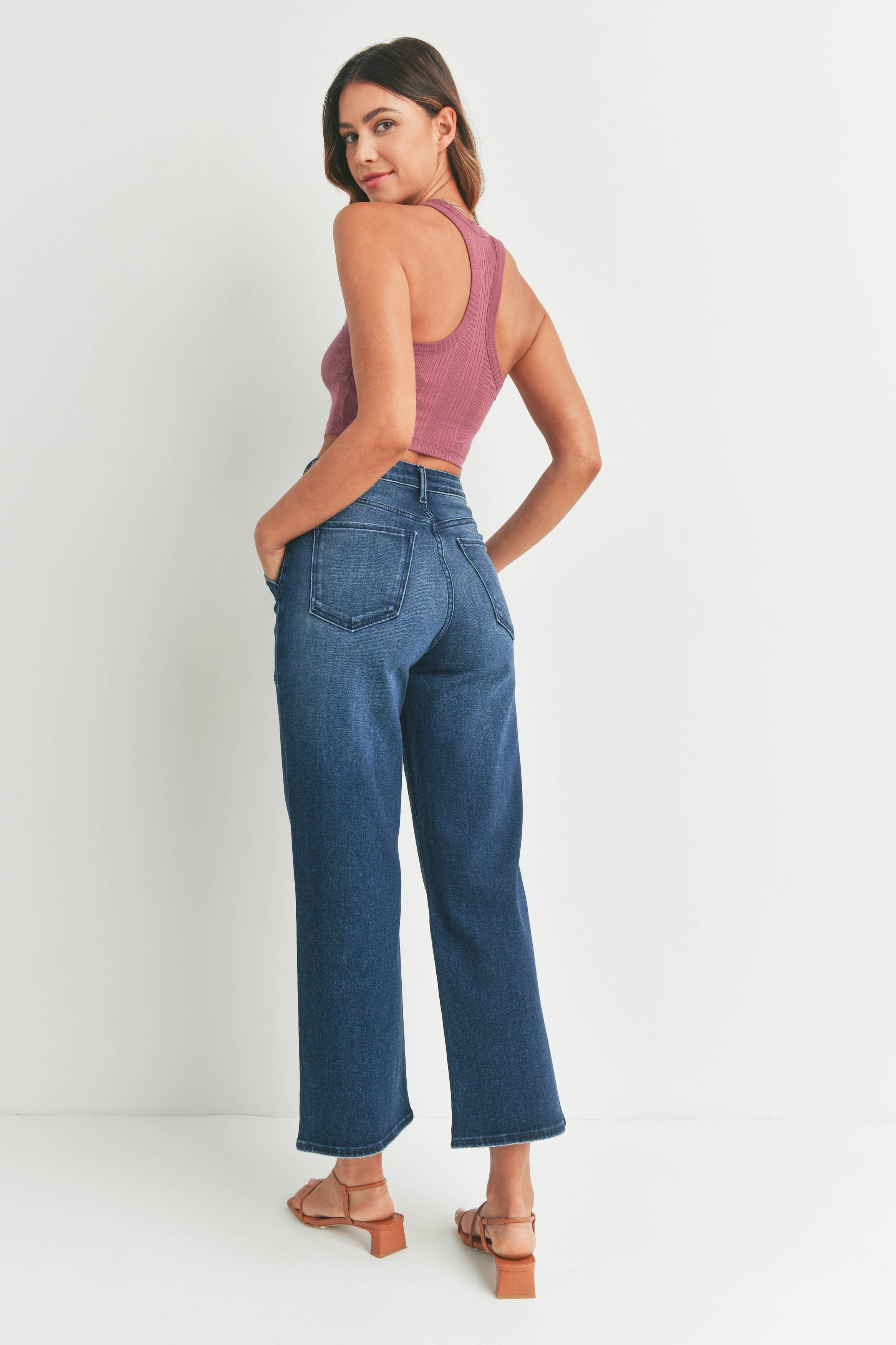 Cargo Pocket Wide Leg Jeans