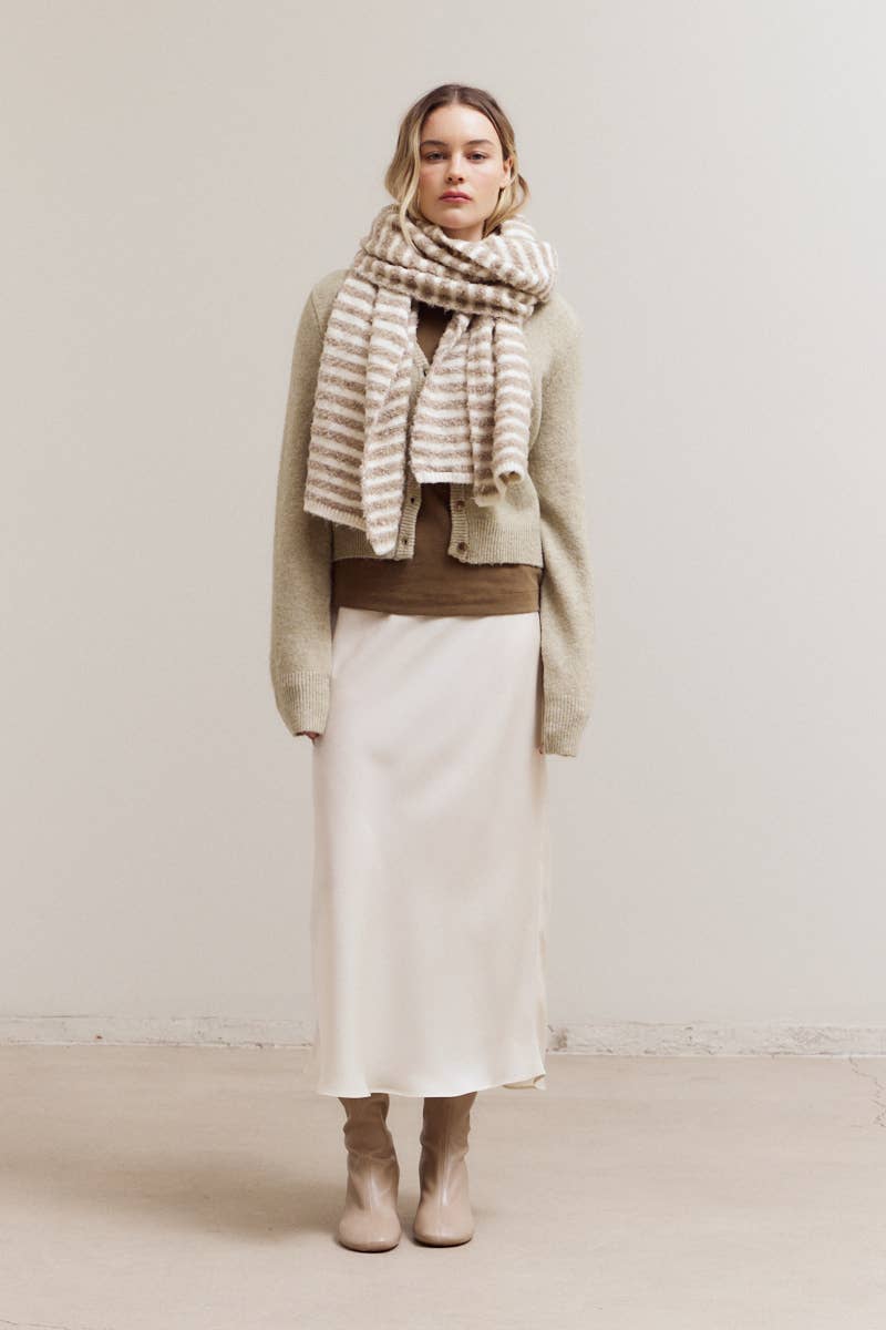 V-NECK SWEATER CARDIGAN