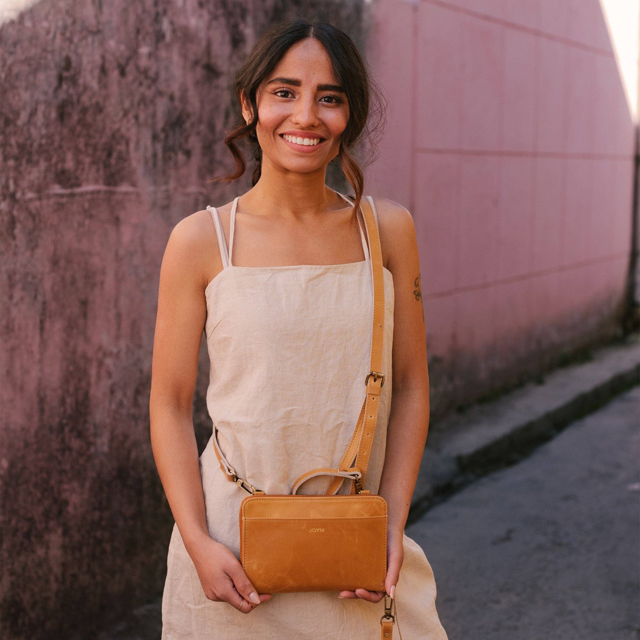 Pebbled Leather Crossbody Wallet - Camel