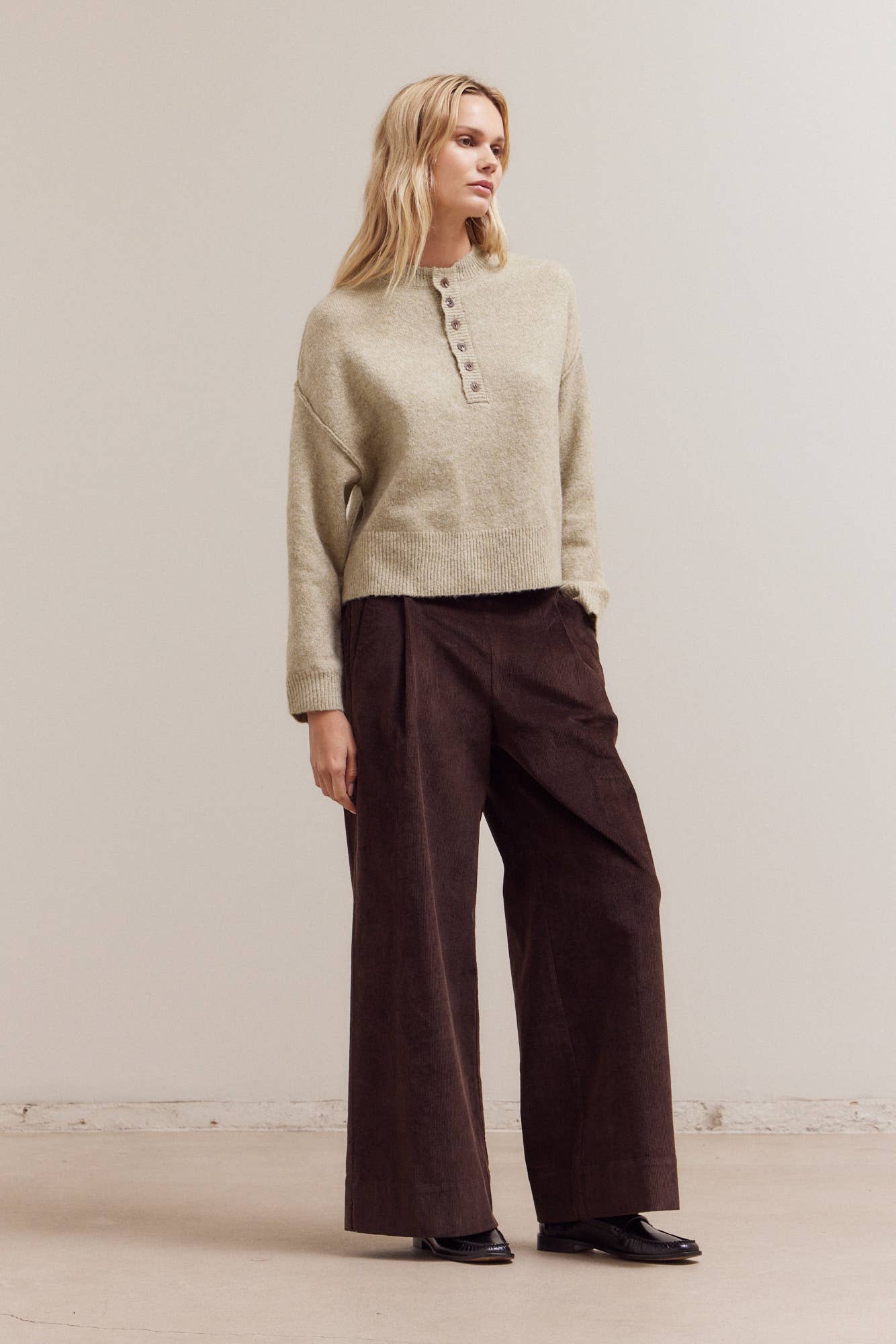 HALF BUTTON DOWN SWEATER