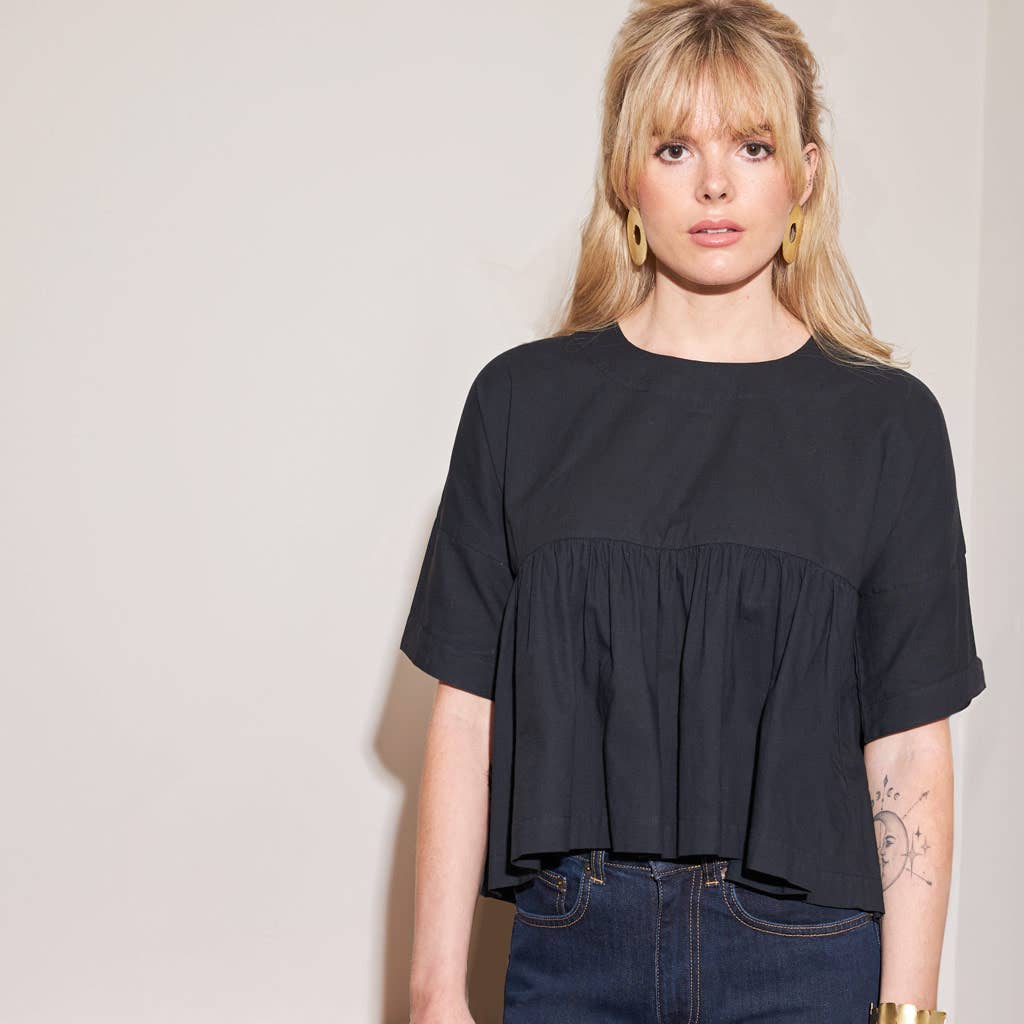 Boxy Ruffle Blouse - Black