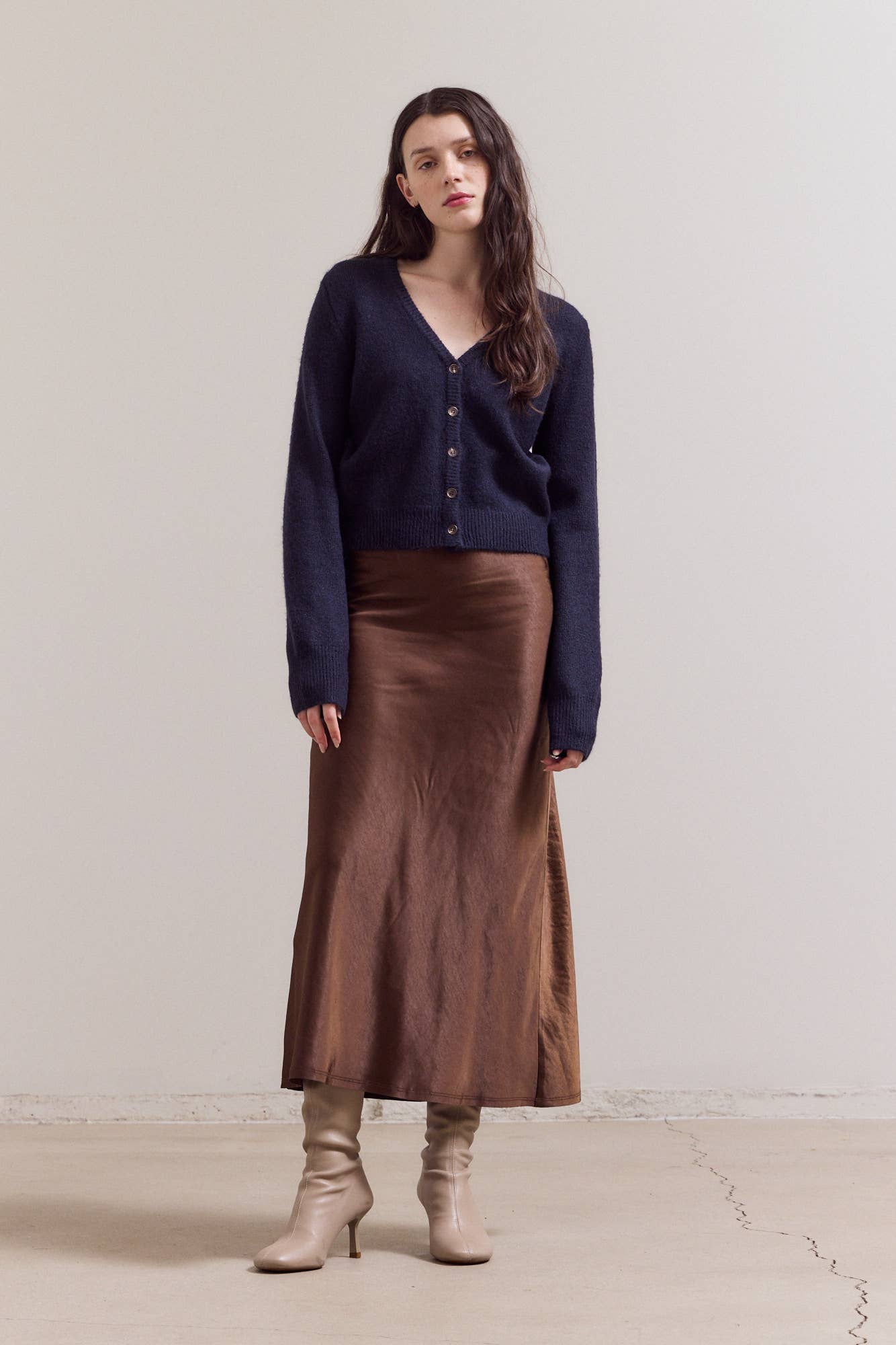 V-NECK SWEATER CARDIGAN