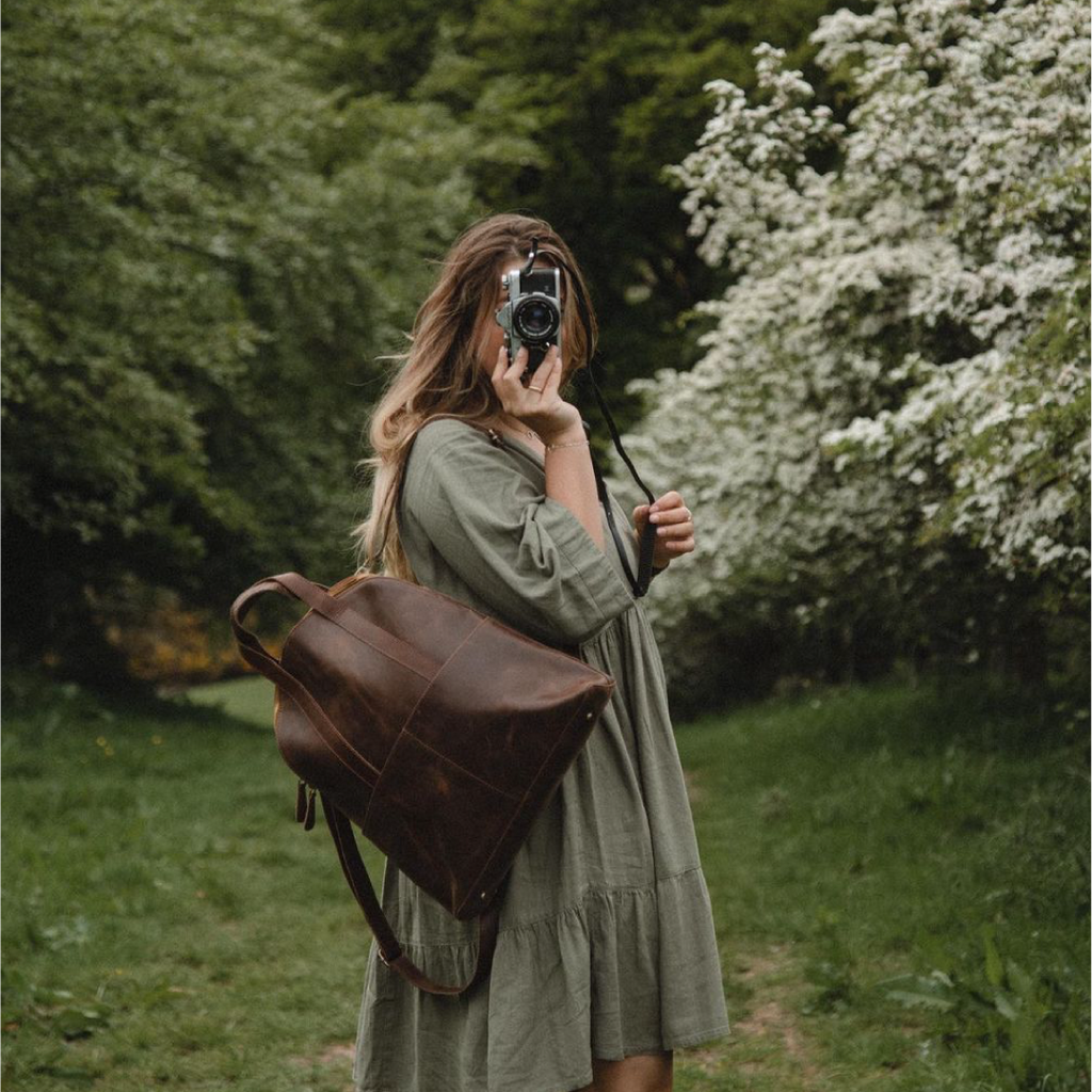 Pebbled Leather Halfmoon Backpack - Vintage Brown