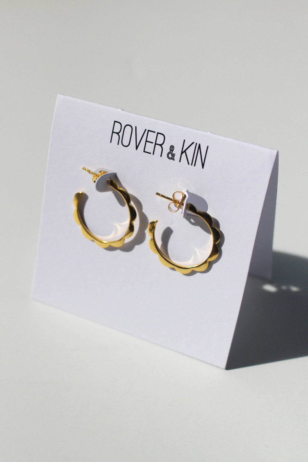 Luxe Gold Scalloped Hoop Earrings