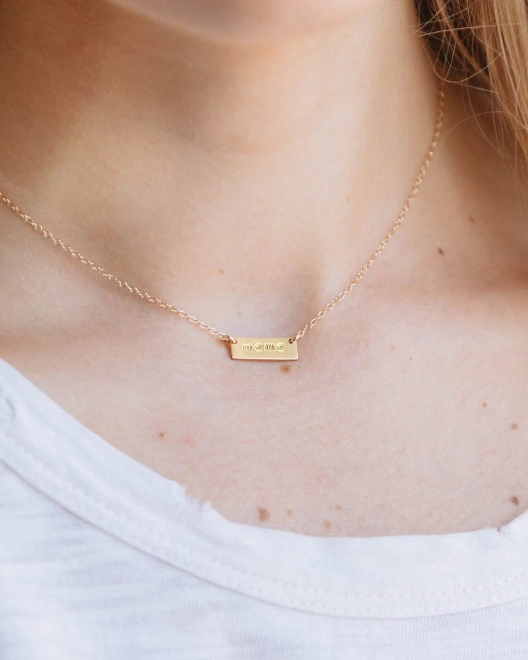 "mama" Vista Necklace
