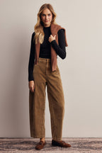 Stretch Corduroy Barrel Leg Pants