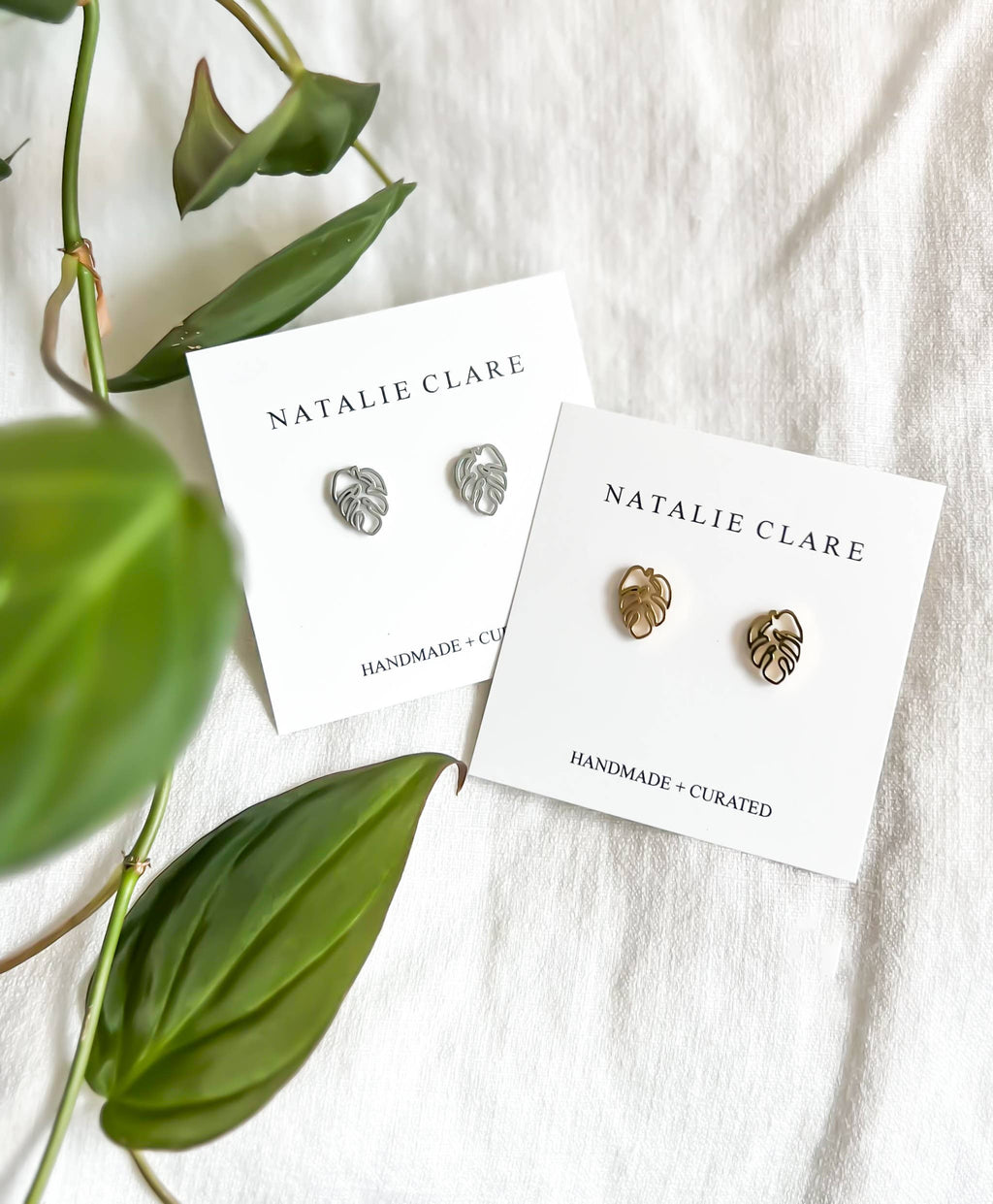 Hollow Leaf Stud