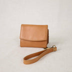 Suri Wallet – Premium leather wallet with wristlet