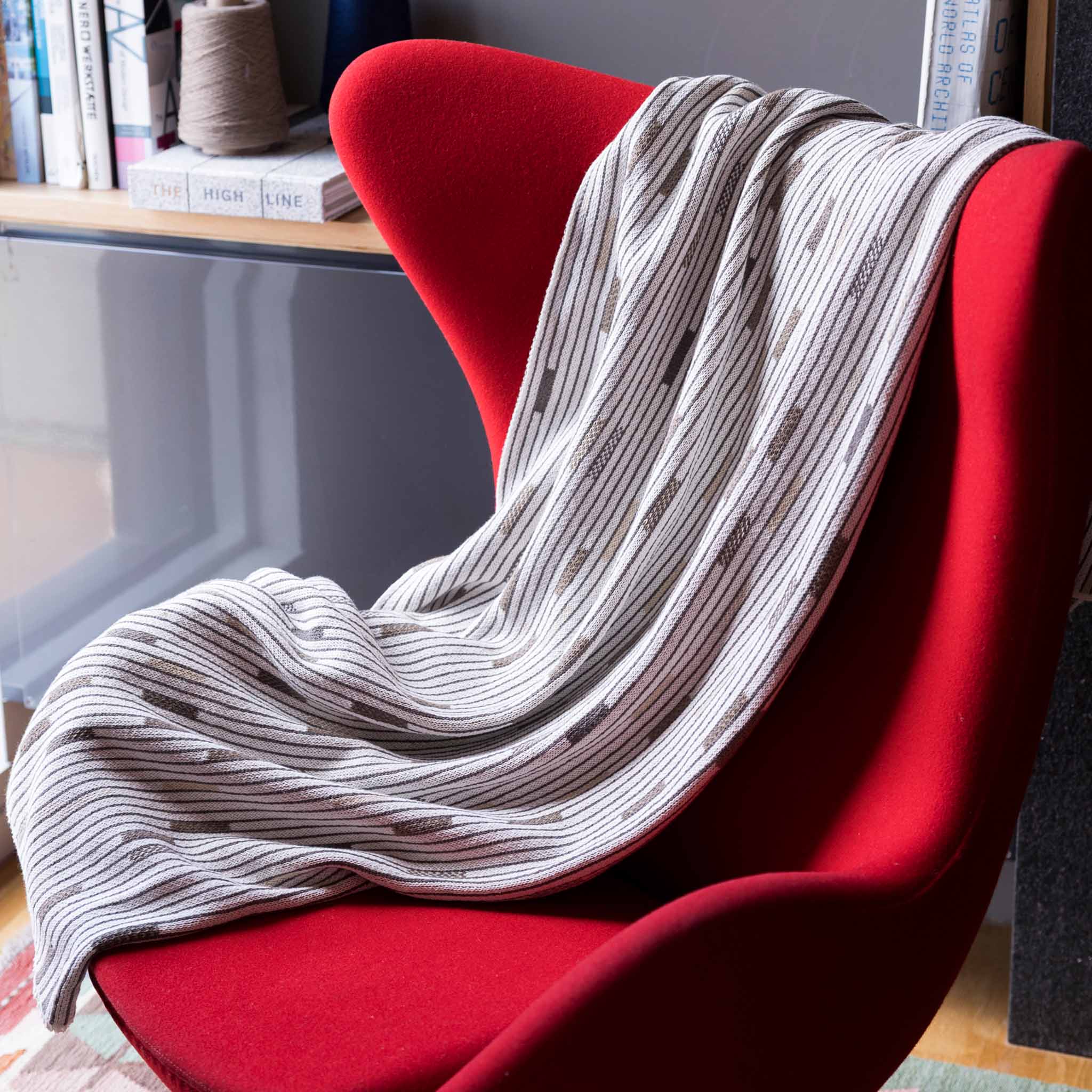 Knit Striped | Geometric Throw Blanket