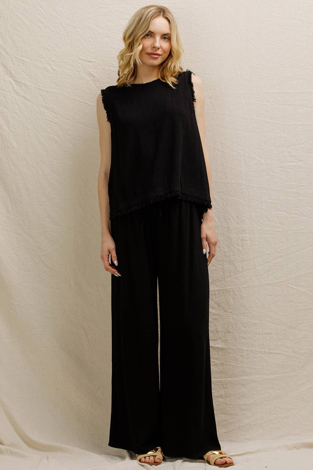 Back Button Detail Sleeveless Top