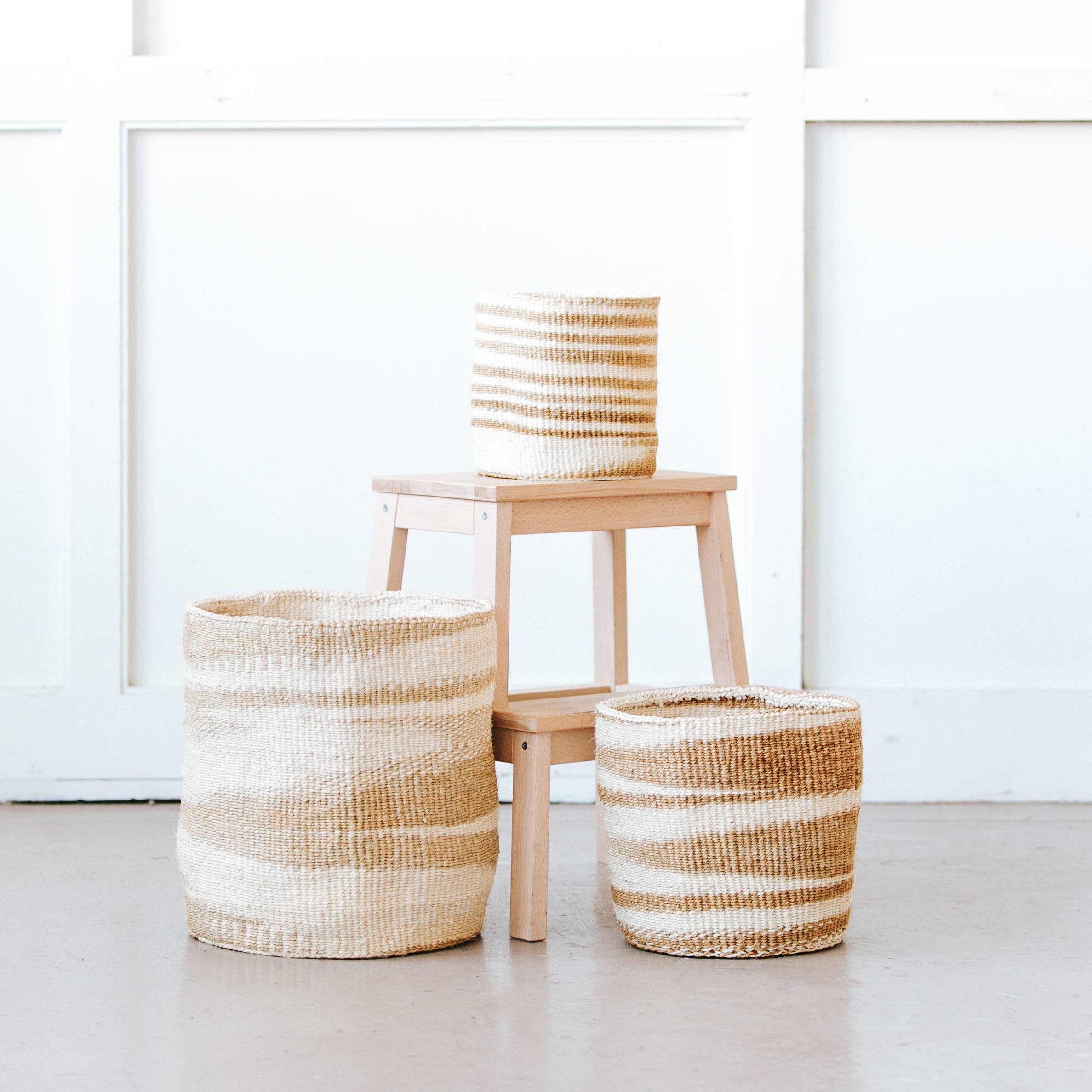 Storage Plant Basket: Smoke Swirl