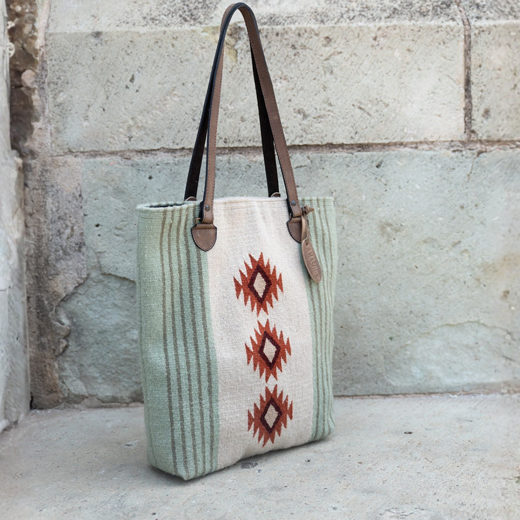 Primavera Wool Bucket Tote