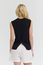 BACK SLIT SLEEVELESS TANK TOP