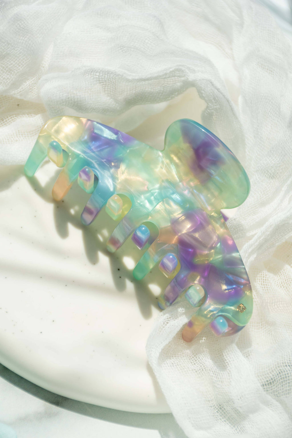 Oval Acetate Hair Claw in Nightshade Nectar