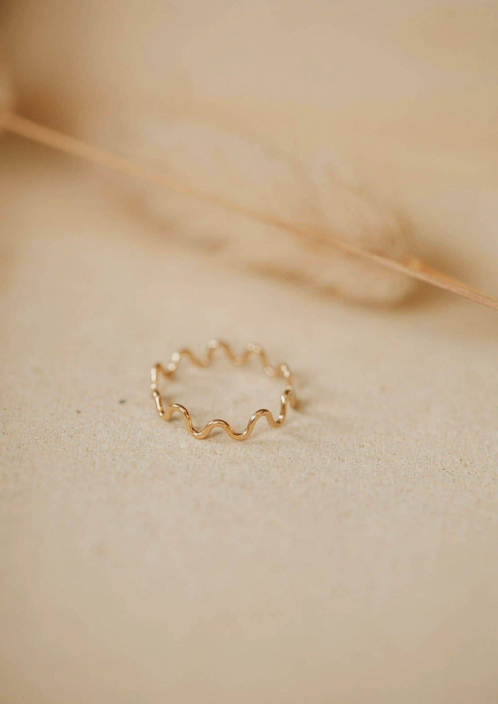 Squiggle Ring