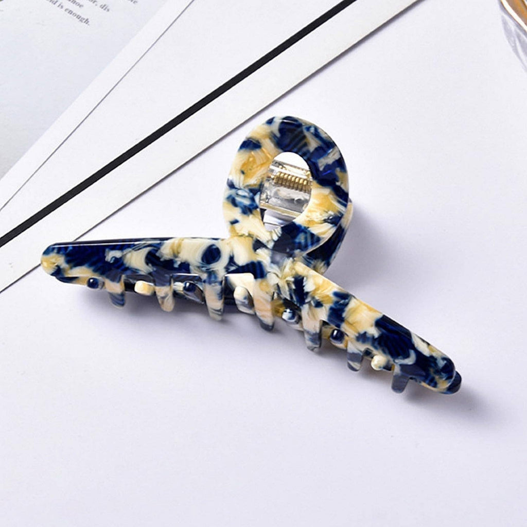 Medium Twist Hair Claw Clip