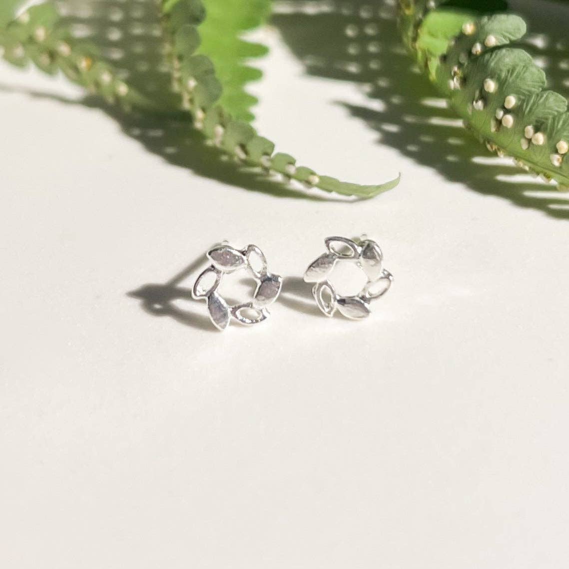 Mini Wreath Studs