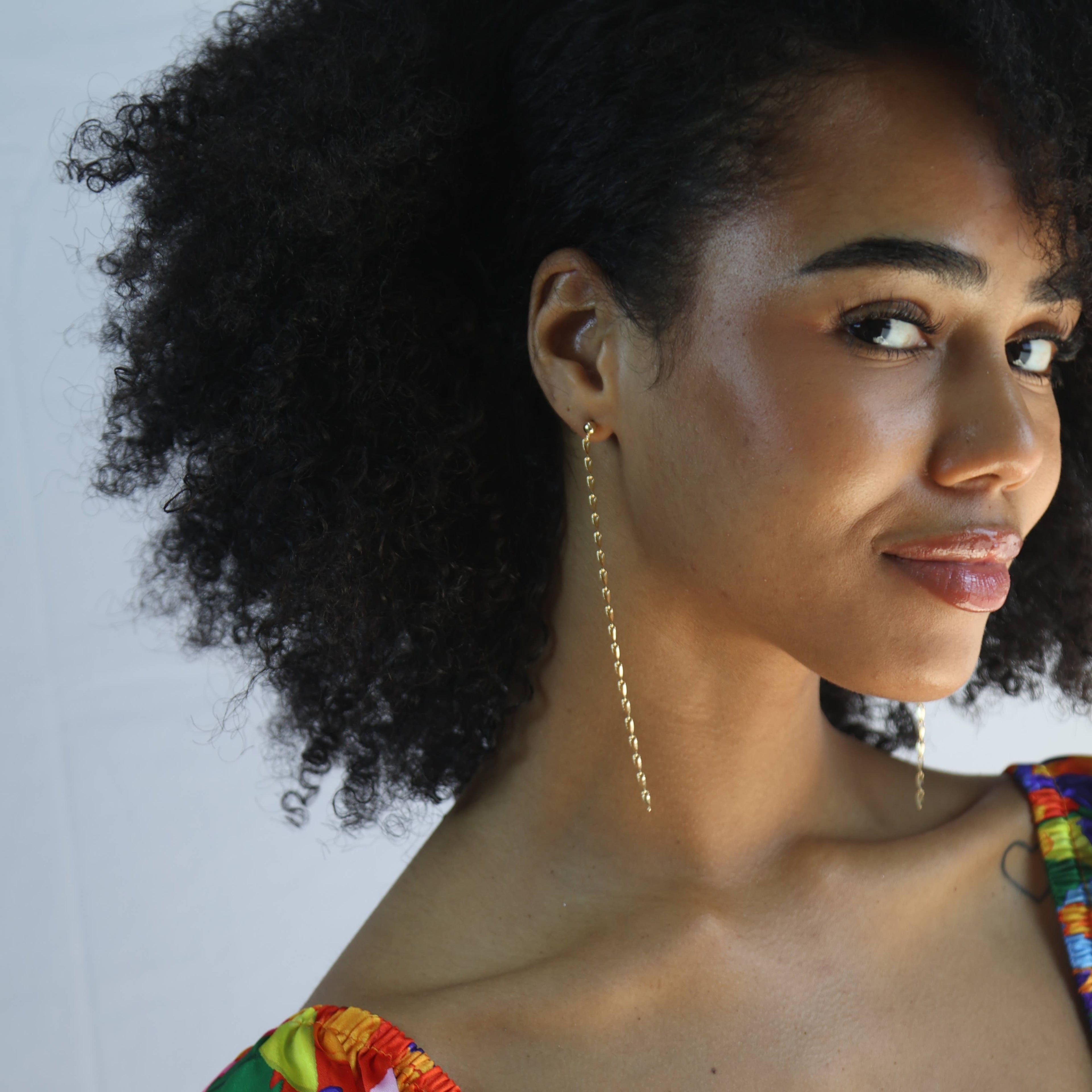 Detailed Chain Drop Earrings