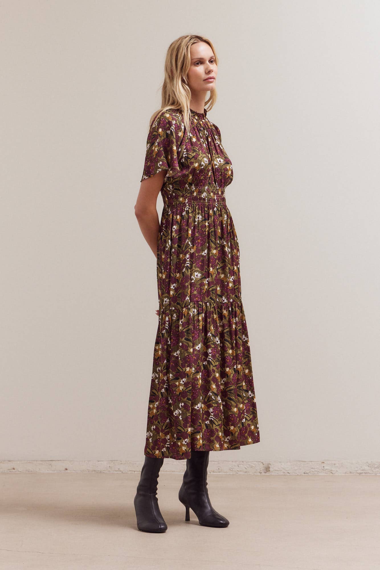 Raglan Sleeve Tier Max Dress