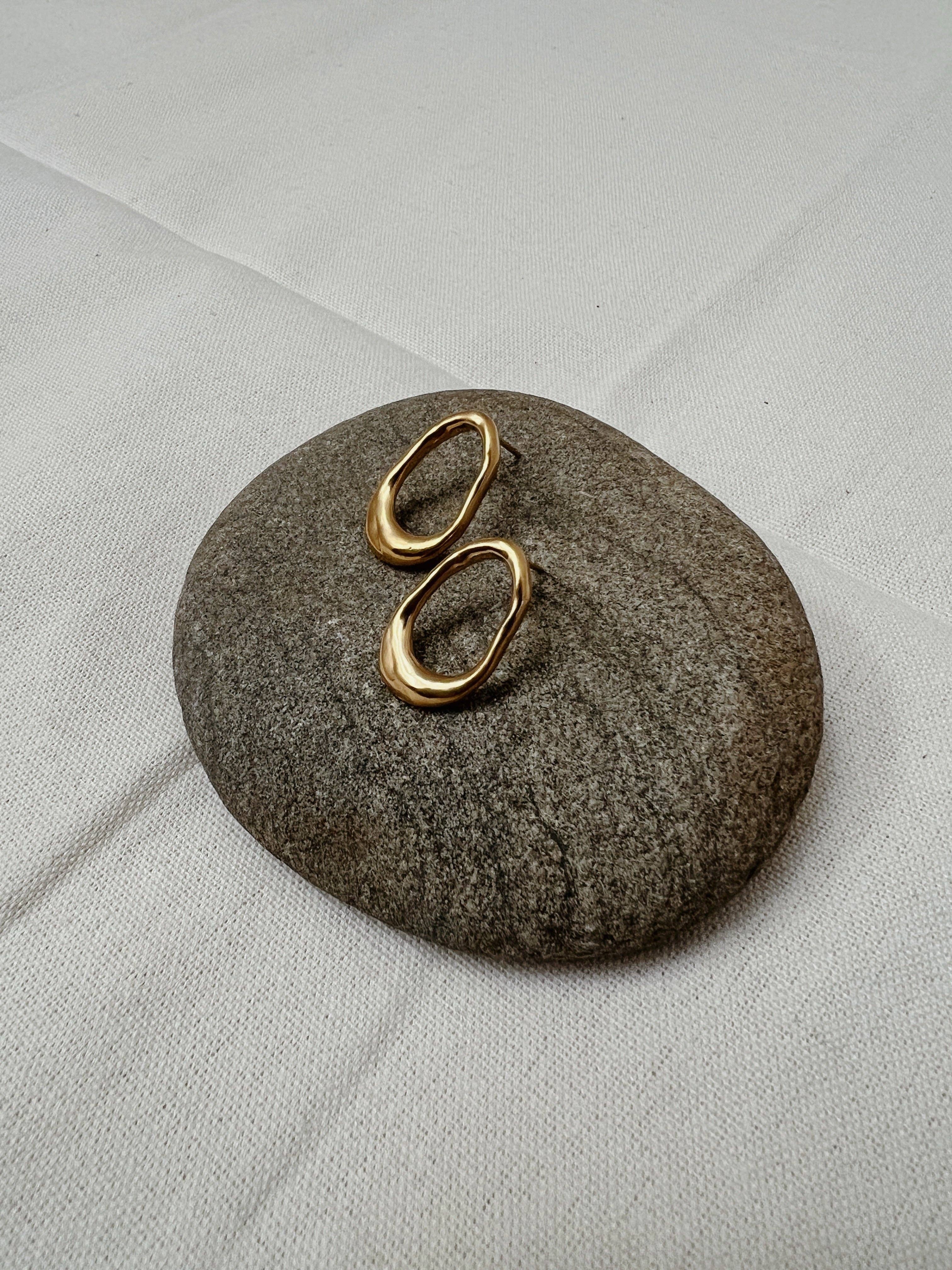 Cove Earrings
