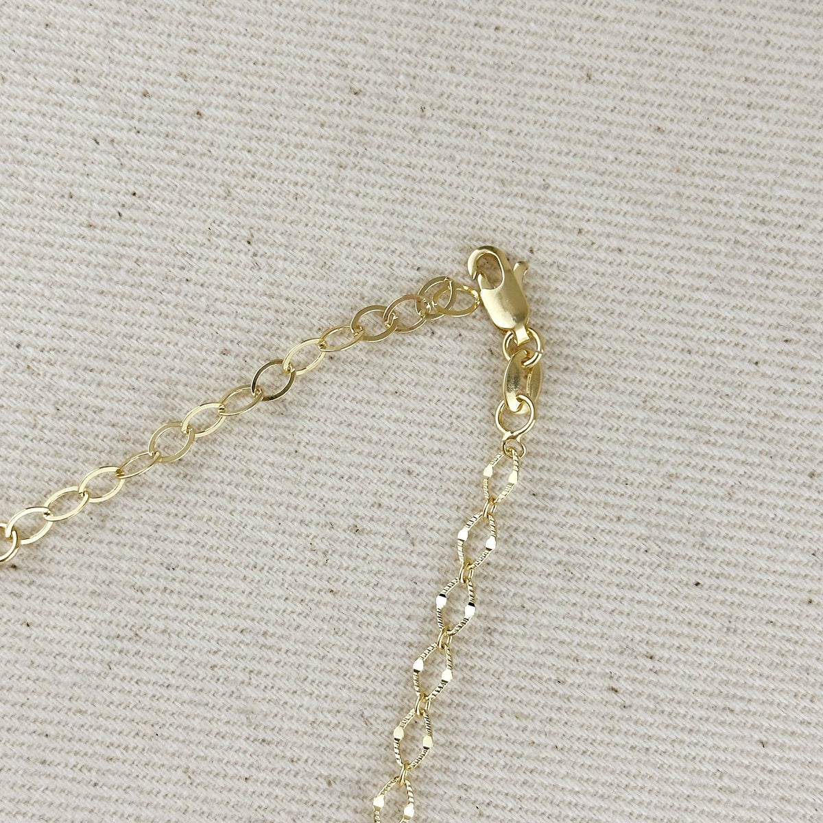 Diamond Cut Detailed Chain Necklace