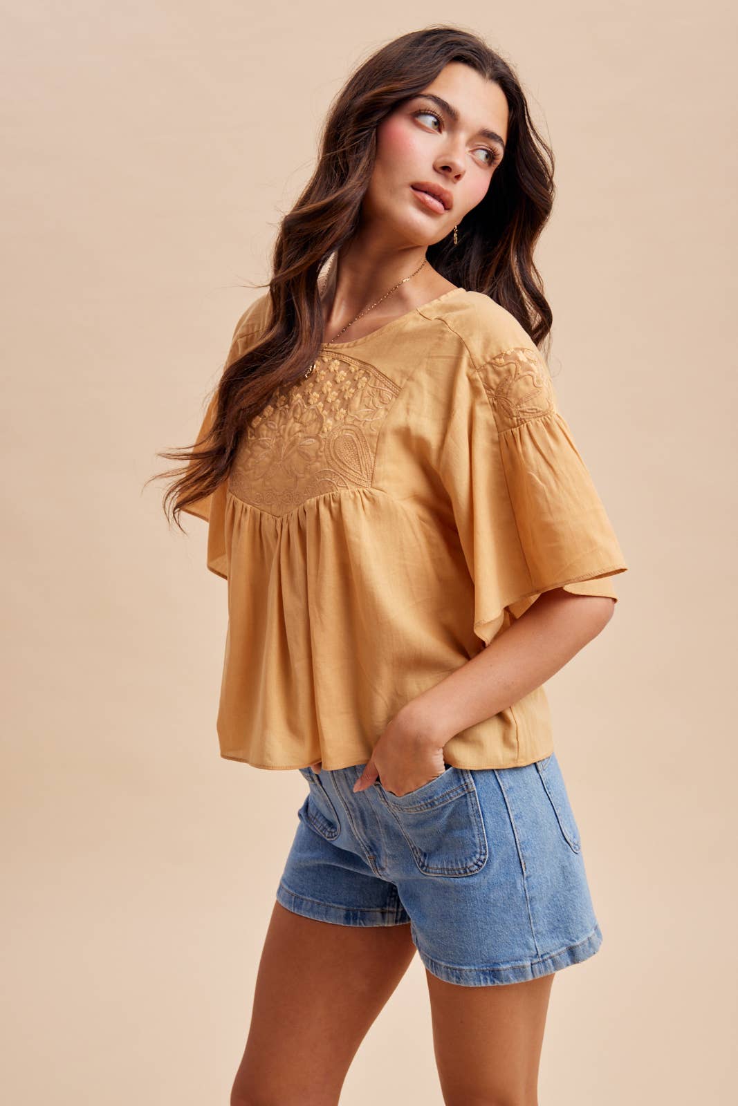 COTTON EMBROIDERED FLUTTER SLEEVE TOP