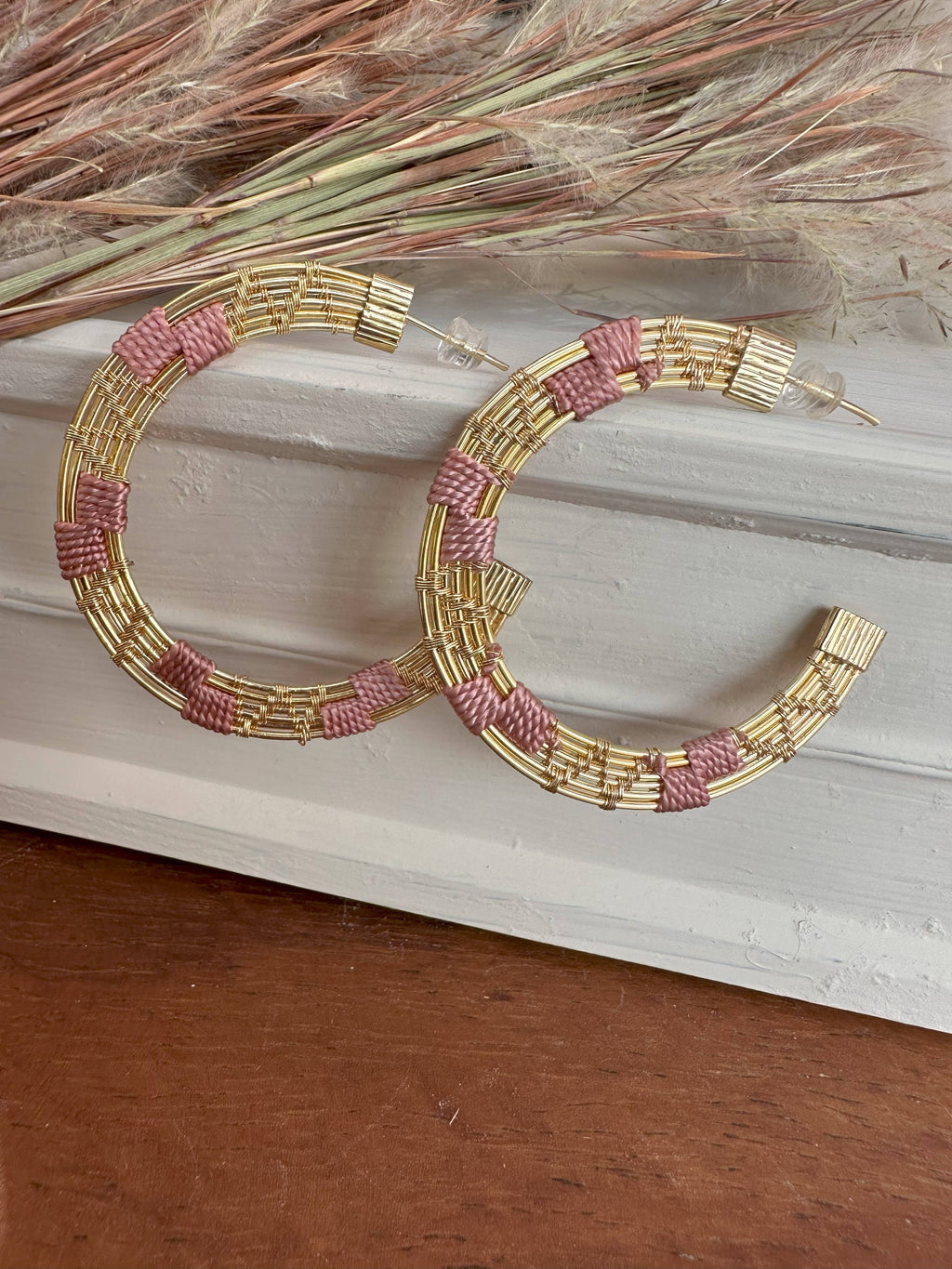 Handwoven Wire and Cord Sideview Hoop Earrings (Pink)