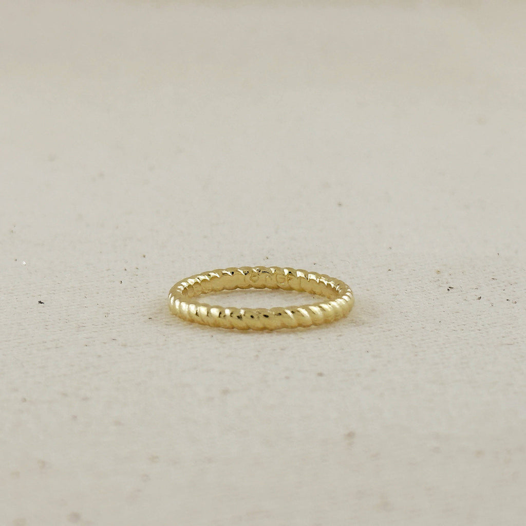 Twisted Design Band Ring