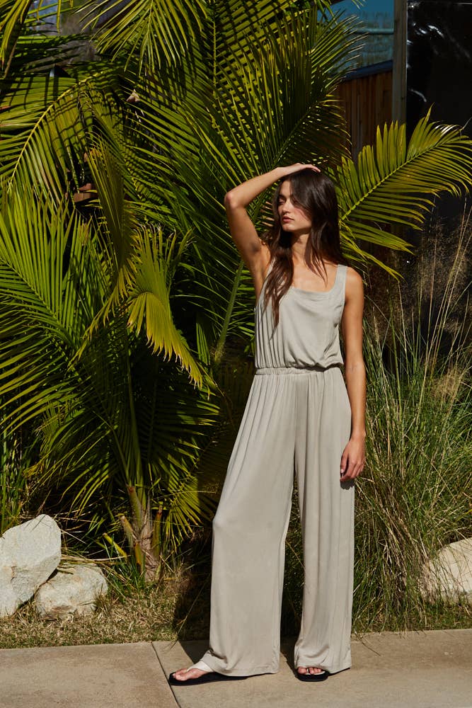 Knit Sleeveless Scoop Neck Jumpsuit