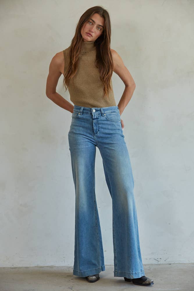 Knit Turtleneck Sleeveless Pullover Top
