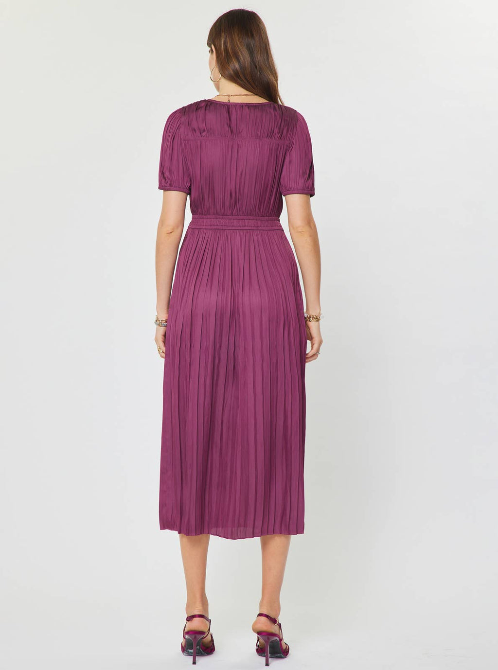 Pleated V-neck Short Sleeve Midi Dress