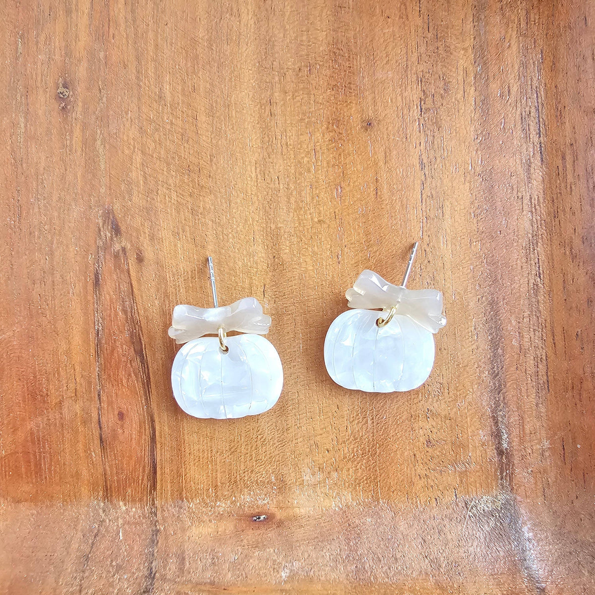 Bow Pumpkin Patch Earrings