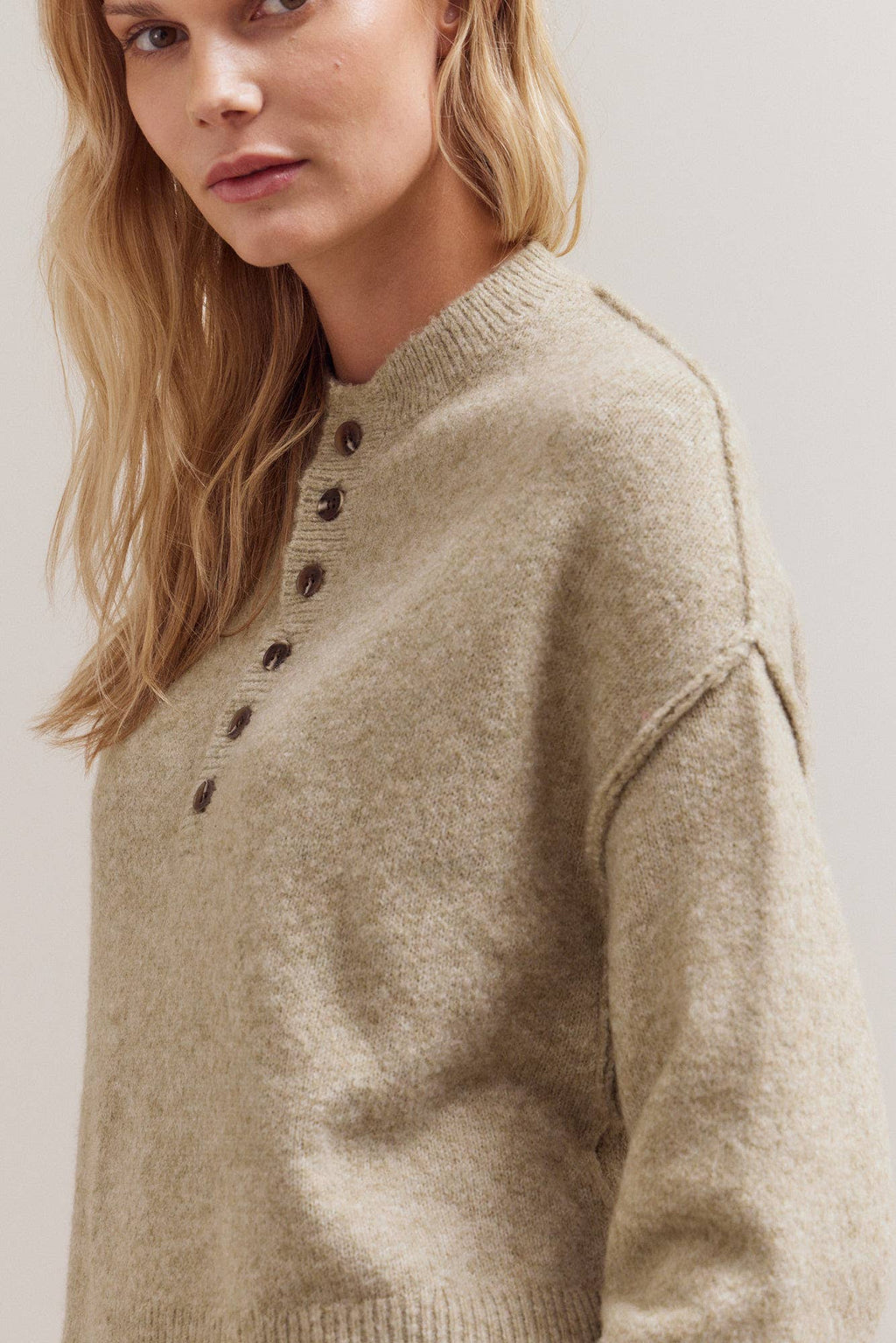 HALF BUTTON DOWN SWEATER