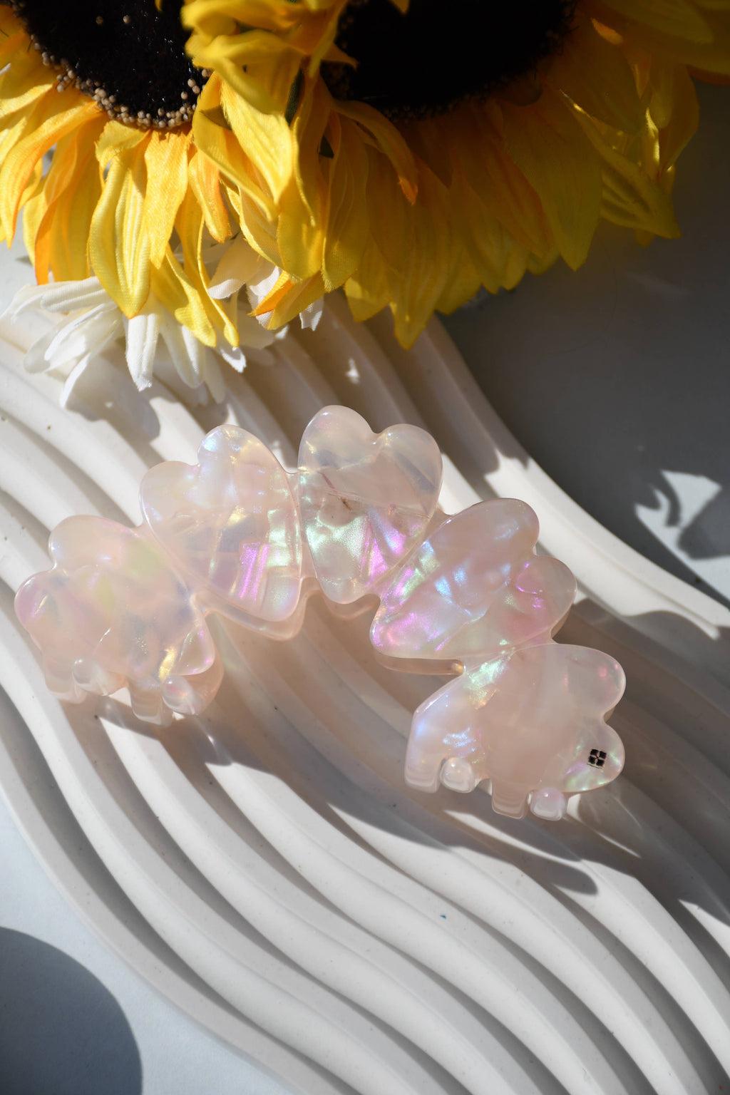 Heart Acetate Hair Claw in Star Dust