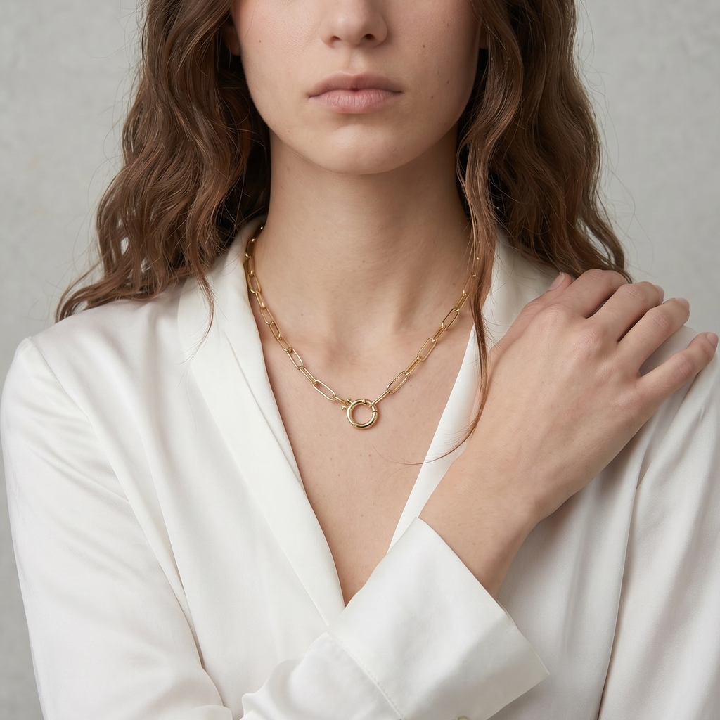 Paperclip Chain With Round Clicker Clasp Necklace