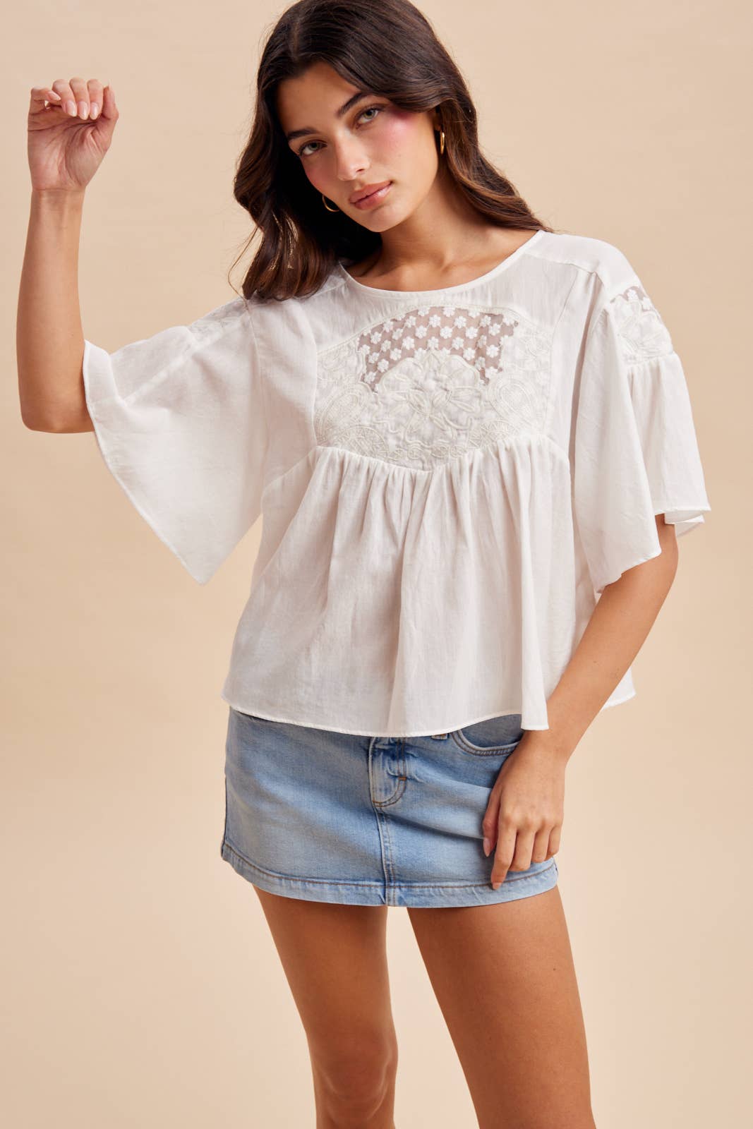 COTTON EMBROIDERED FLUTTER SLEEVE TOP